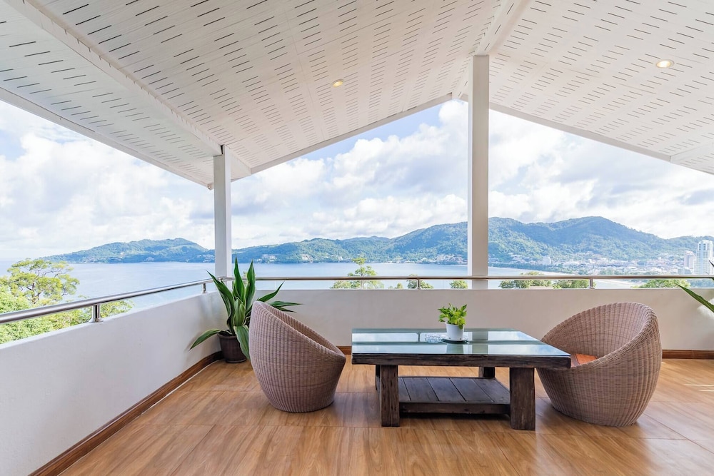 Luxurious 5-bedroom Pool Villa in Heart of Patong, Phuket