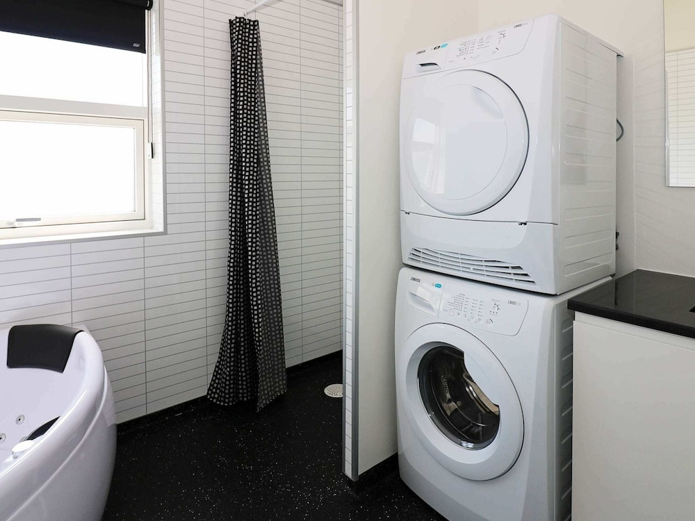 Spacious Retreat With Whirlpool - By Traum Ferienwohnungen