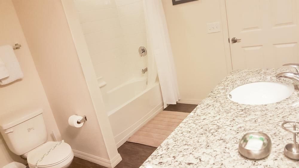 Villa Rios Camilo - Lucaya Village - Image 5