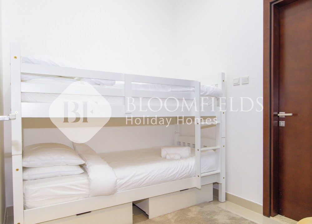 Bloomfields 4PluseMaid Royal Dana Villas