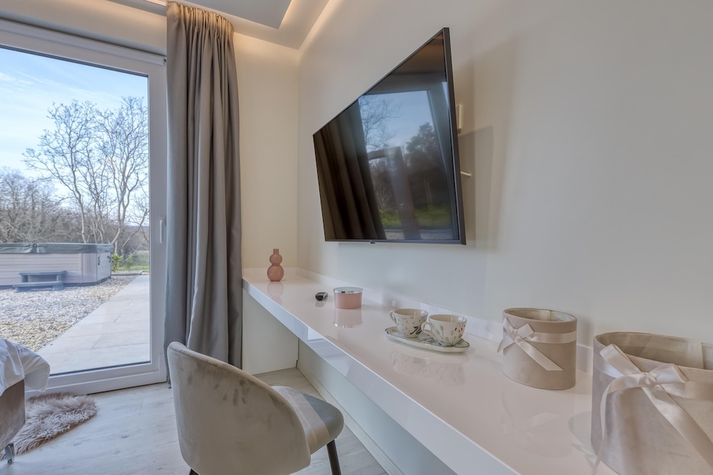 Luxury Villa Sonia With Wellness Gym