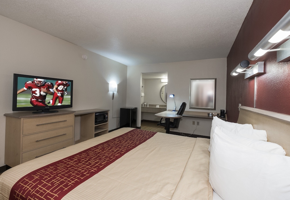 Williamsport Vacations - Red Roof Inn Hagerstown - Williamsport, MD - Property Image 24