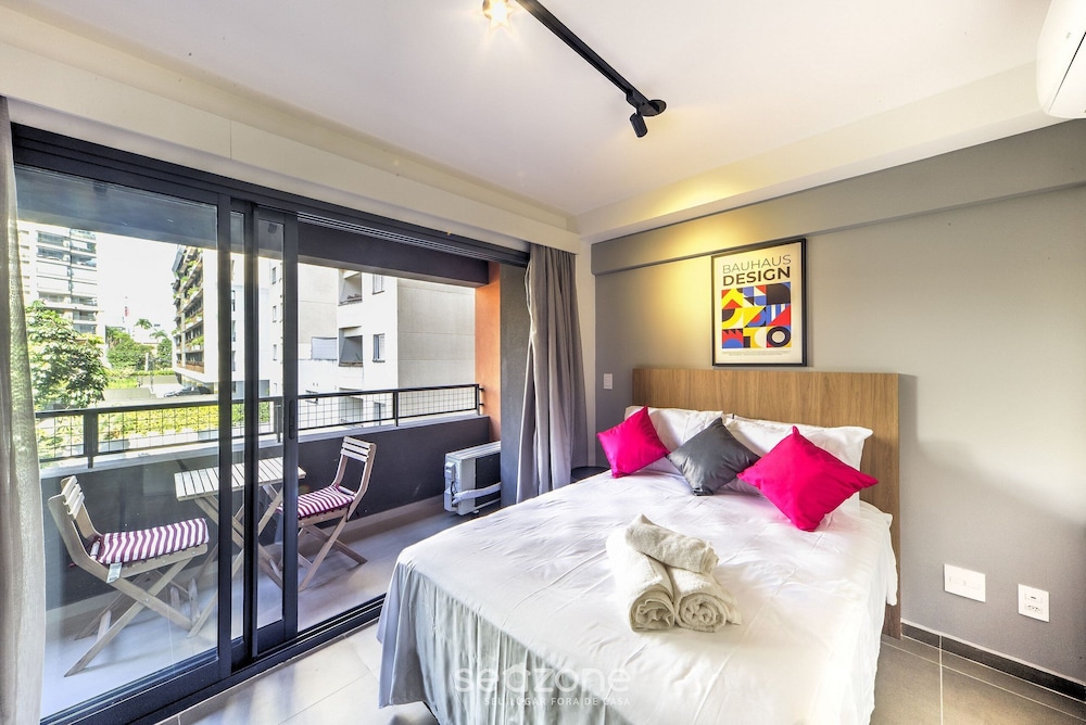 Studio With Balcony 100m From Puc-pompeia Puq0208