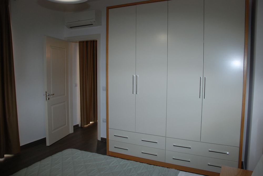 Sunrise Luxury Apartments