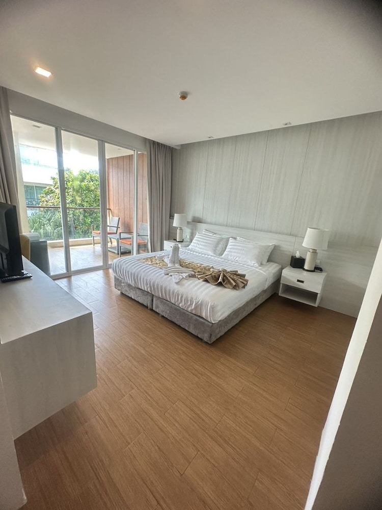 VIP Suite Residence At Tubkaak Beach, Krabi