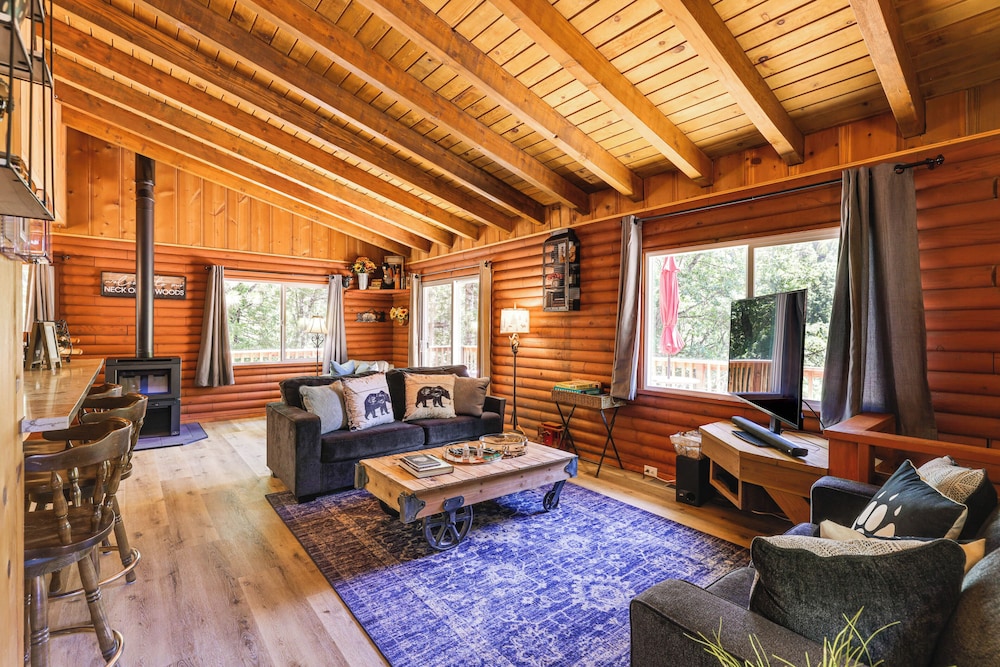Community Lake Access: Peaceful Cabin in Sonora!