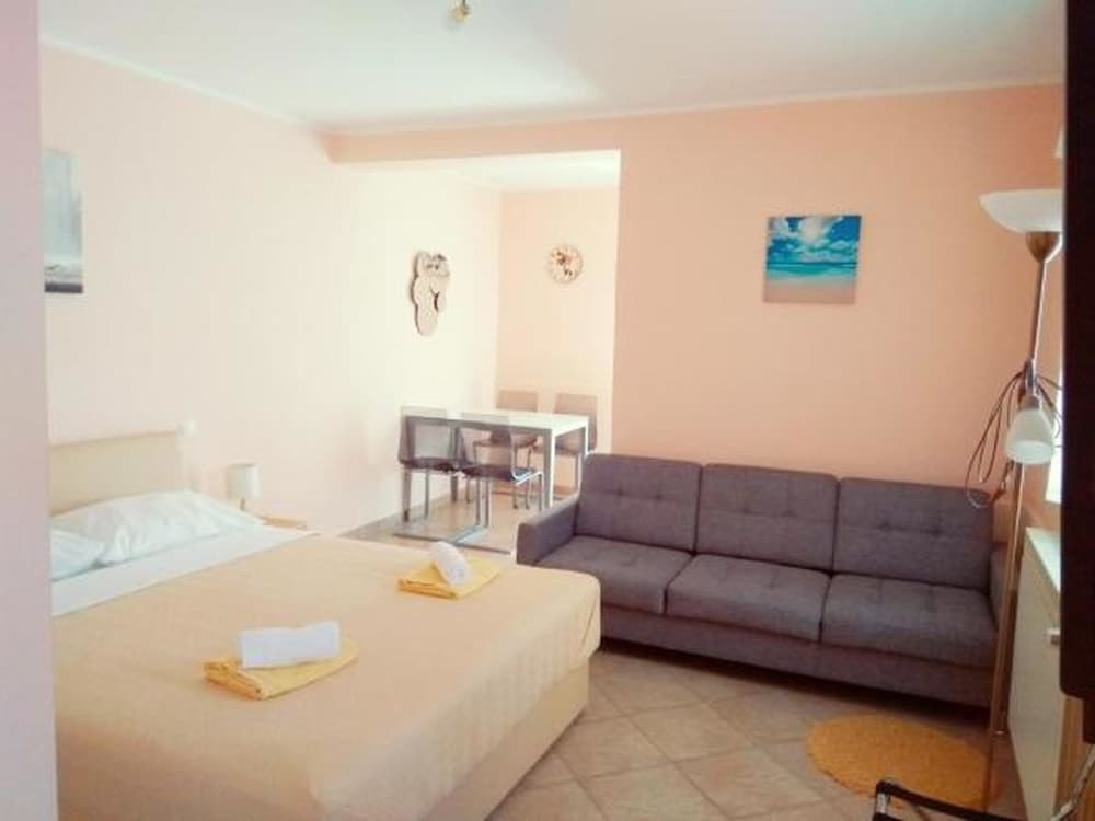 ApartHotel Viola