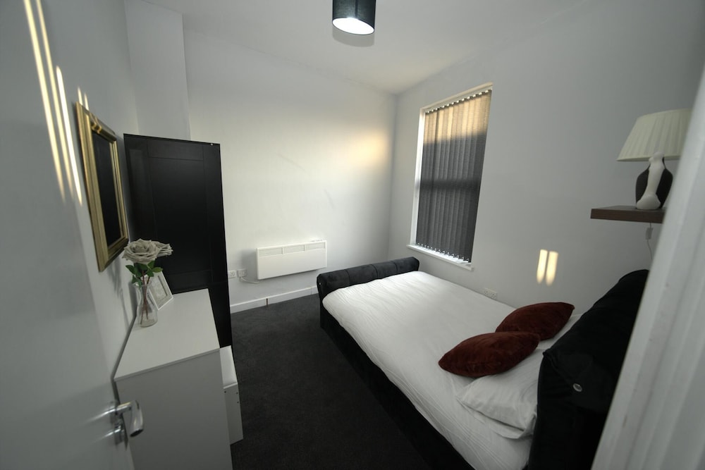 Charming Oxford Apartment in Telford - Flat 1