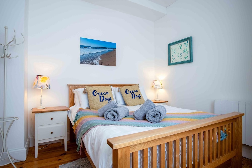 Sea Glass - 2 Bedroom Apartment - Manorbier