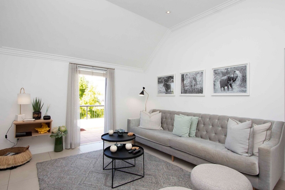 Winelands Golf Lodges at De Zalze