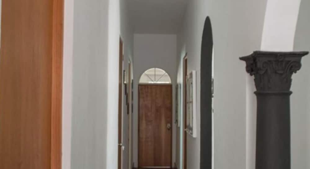 Casa Isabel Bed & Breakfast