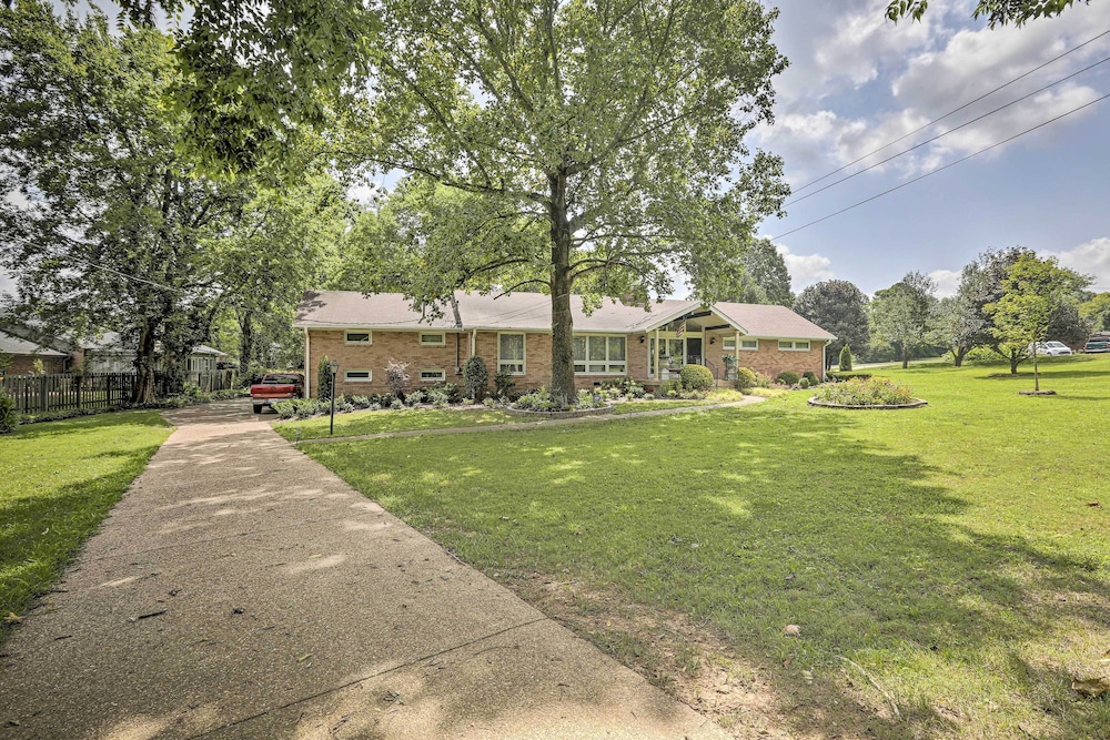 Nashville Apt w/ Patio, 3 Mi to Grand Ole Opry - Property Image 16