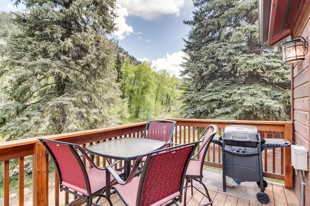 Estes Park Condos - Property Image 34