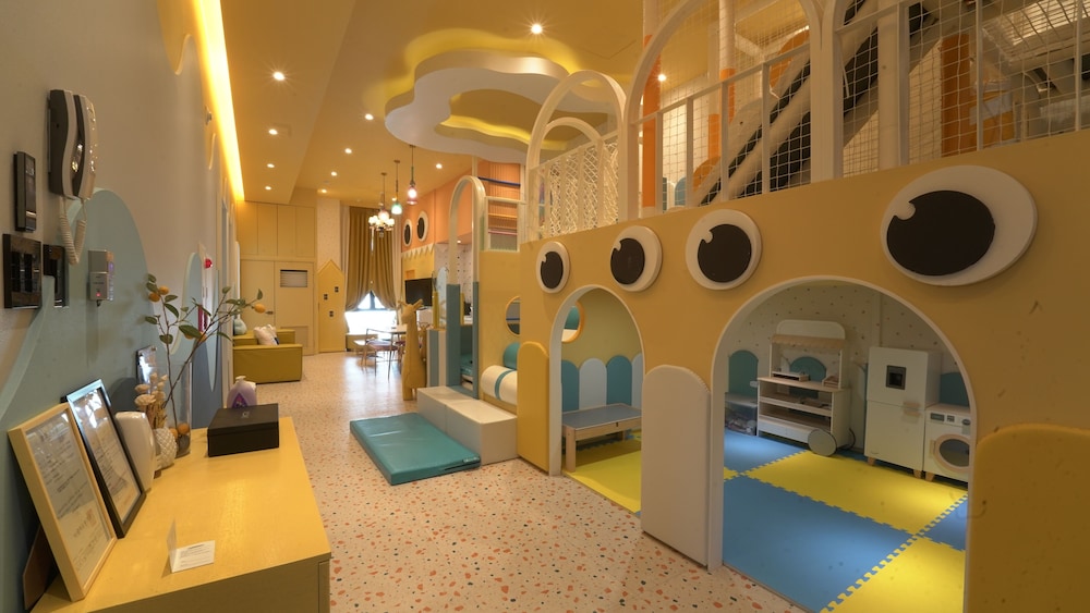 BUSAN ALMOND KIDS POOL VILLA NAMPO