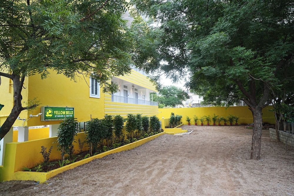 Yellow Bells Studios and Suites