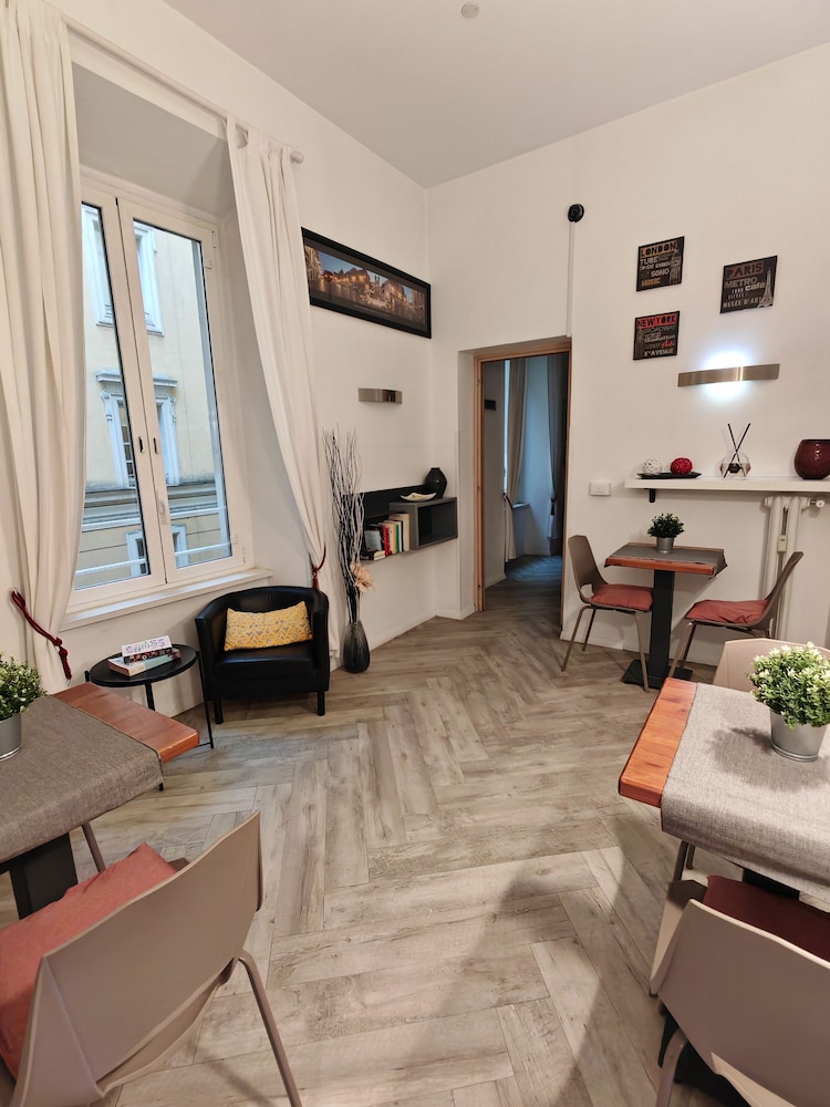 AD 111 ColaDiRienzo Rooms