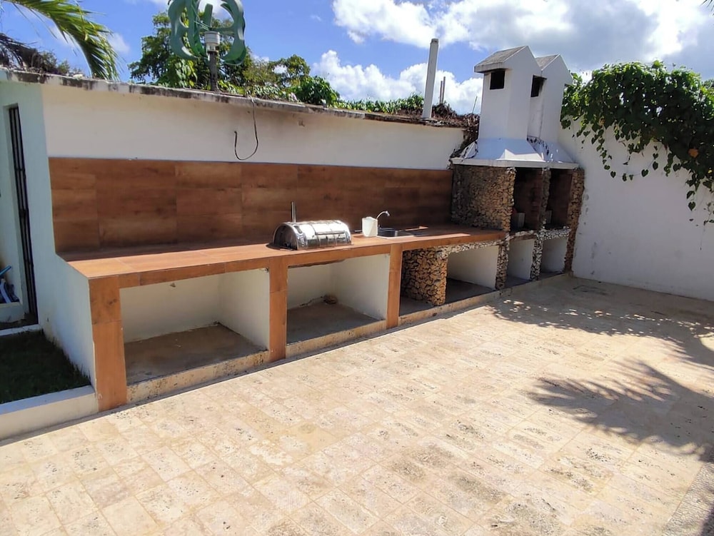 Natural Pool Villa Perfect for Families