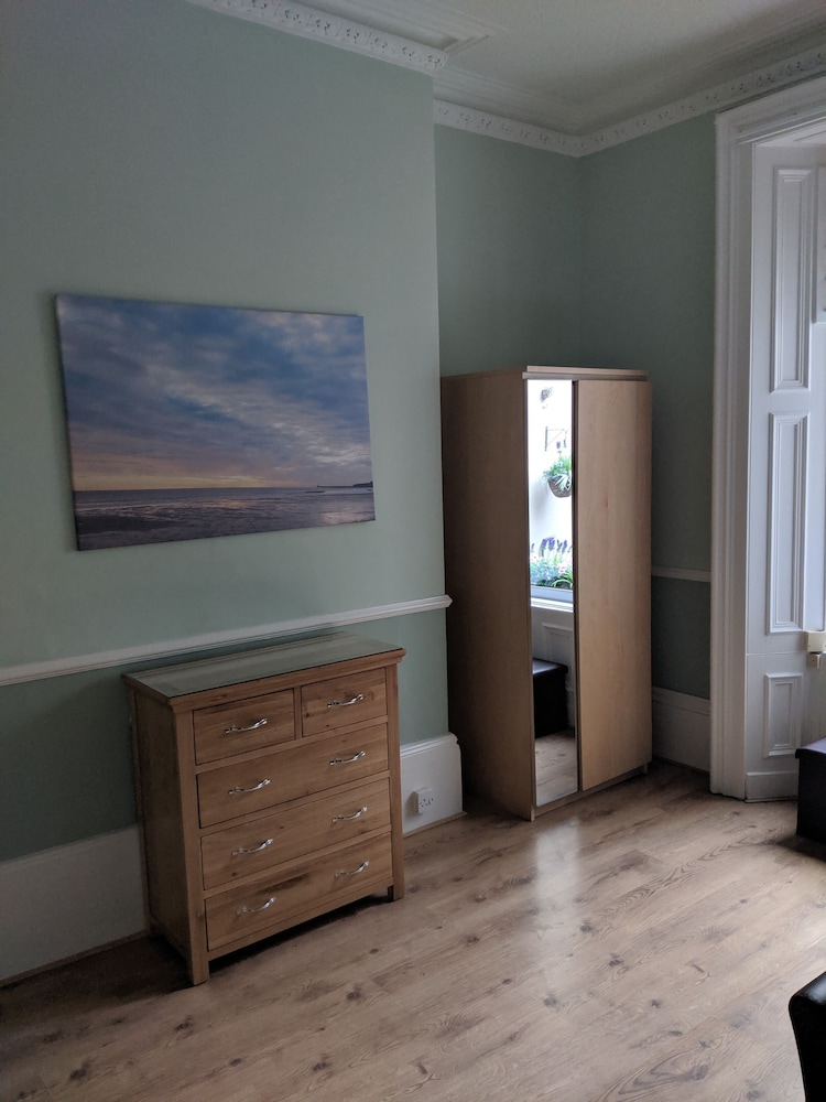 Tynemouth Beach Apartment view 4