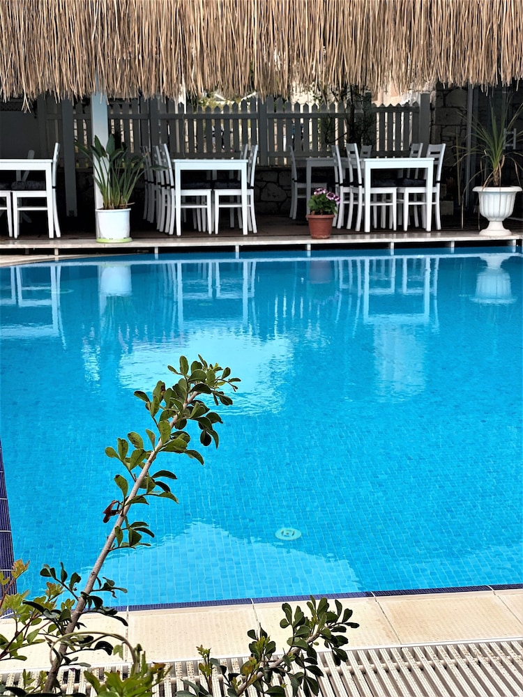 Alacati Eldoris Otel - Image 7