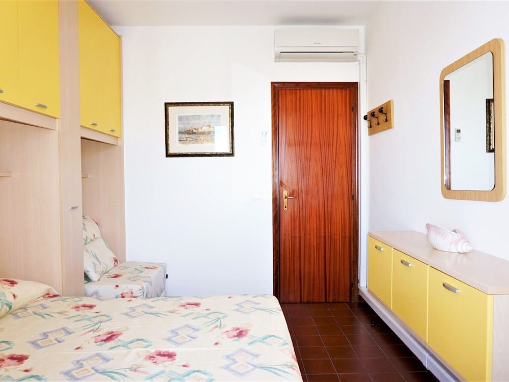 Holiday Home Caorle Near Beach view 5
