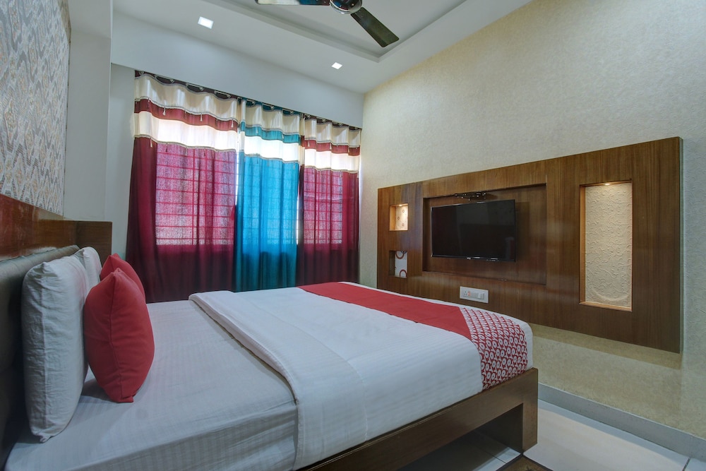 OYO 26981 Sharan Residency view 5