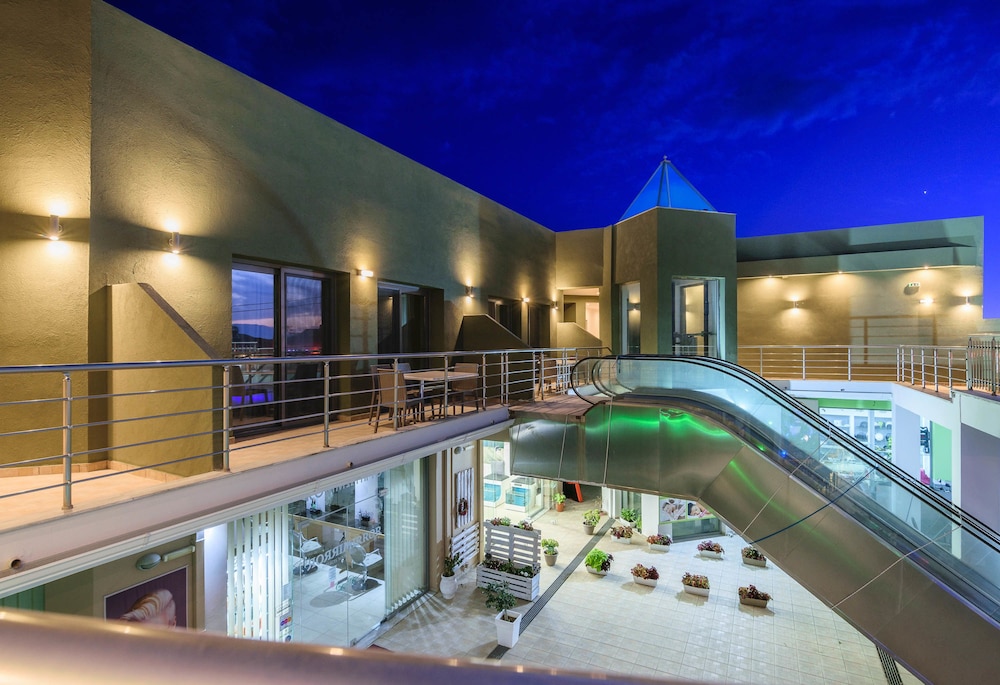 Irene Studios & Apartments