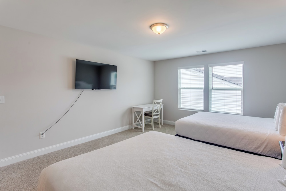 Fish, Swim & Unwind: Retreat in Ocean Isle Beach!