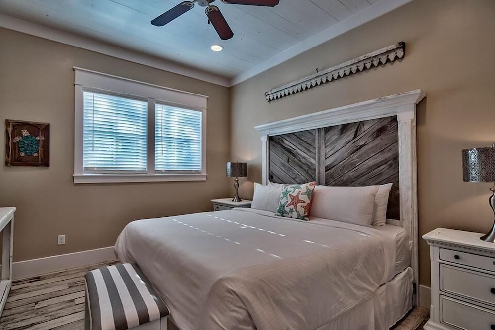 WaterColor Reunions 7 Bedroom Holiday Home by Five Star Properties