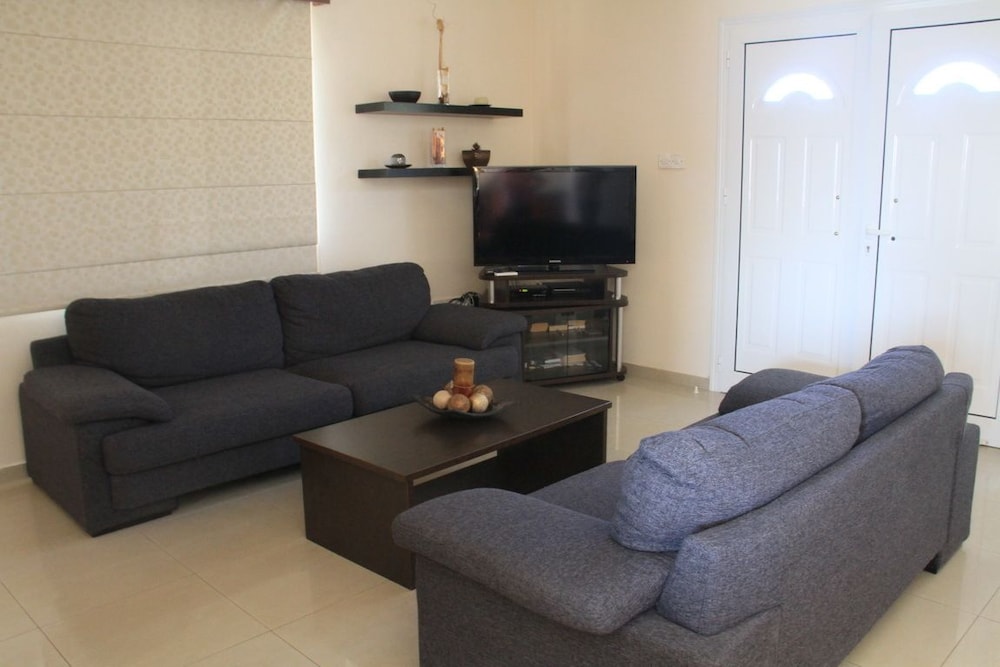 Maricosta Villas