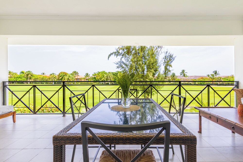 Family Elite Golf Vacations in Cocotal