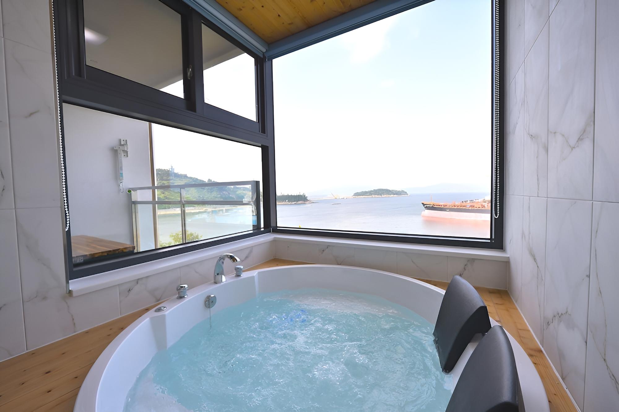 Yeosu Sunhill SPA Pension