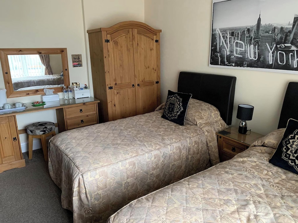 Skegness Vacations - The Northdale Hotel Ltd - Property Image 13