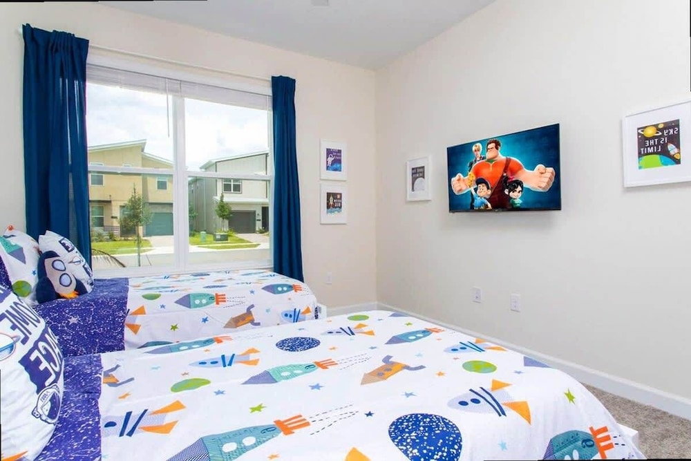 Family 5BD Spa Pool Game Loft Near Disney