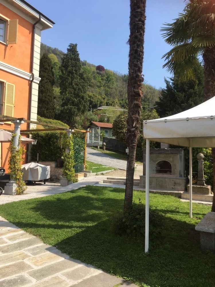 Photo 12
