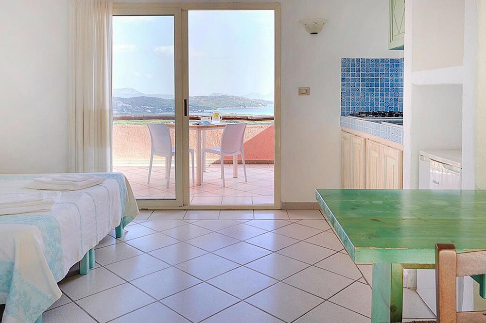 3-room Apartment in the Residence Lu Nibareddu in Loiri photo 3