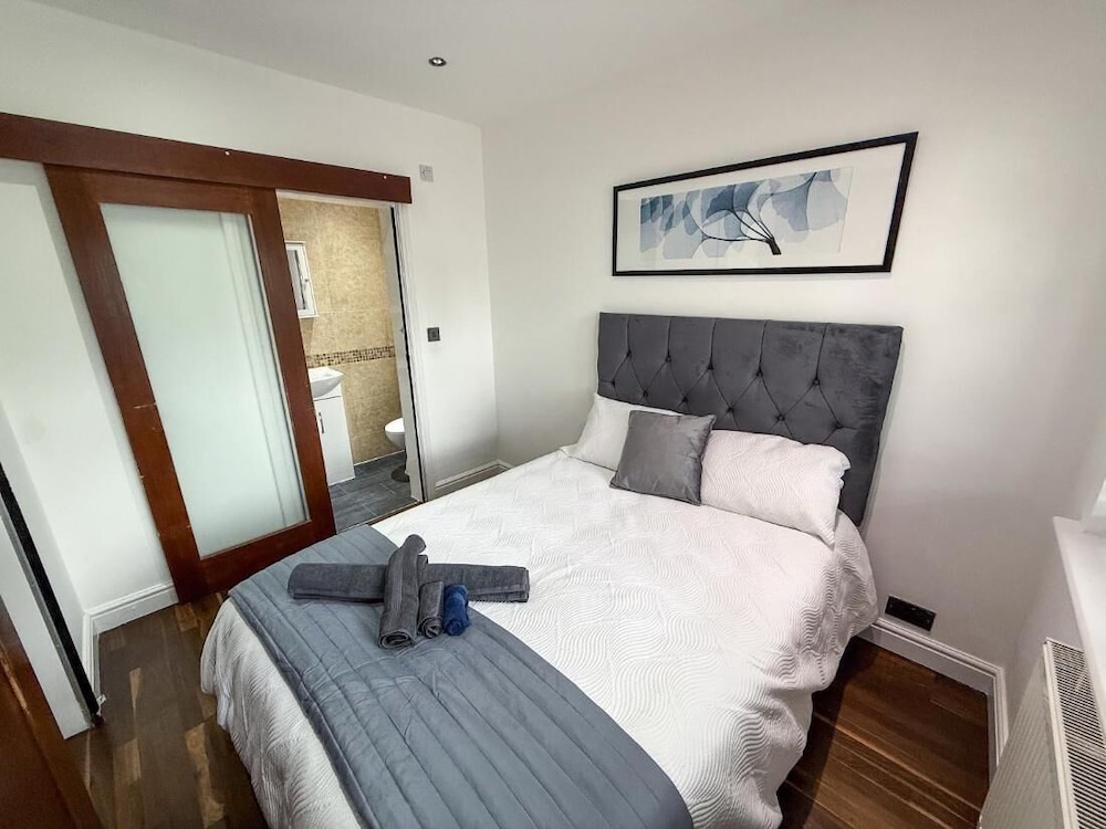 Bassetts House - Mins to Central London