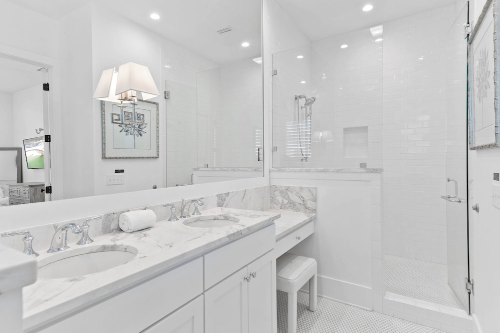 Grayt Digs by Avantstay Next to Beach Oceanview