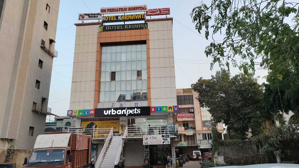 Hotel Karnavti