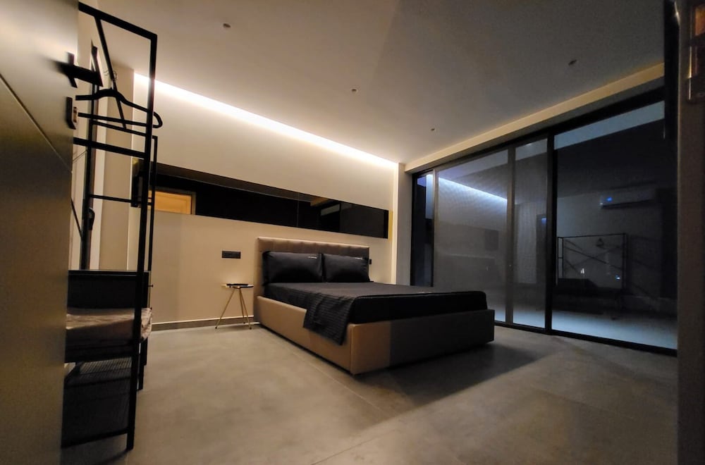 La Mirage Group Villas