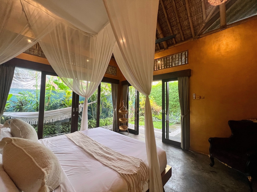 Joyously Raw Villas