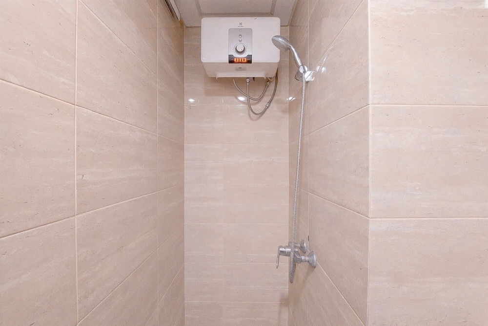 Comfy and Warm Studio at Springwood Residence Tangerang Apartment