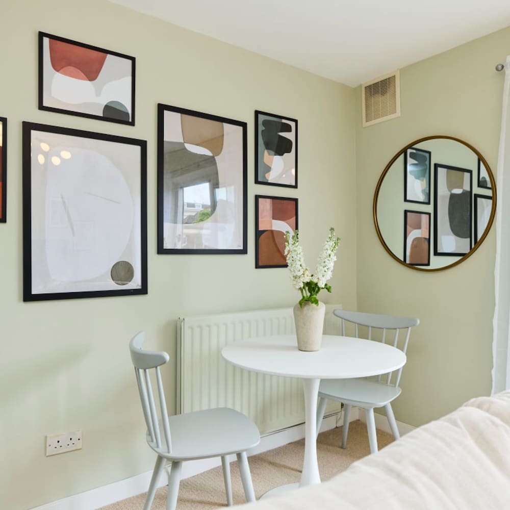 The Clapham Place - Prestigious 1bdr Flat With Terrace