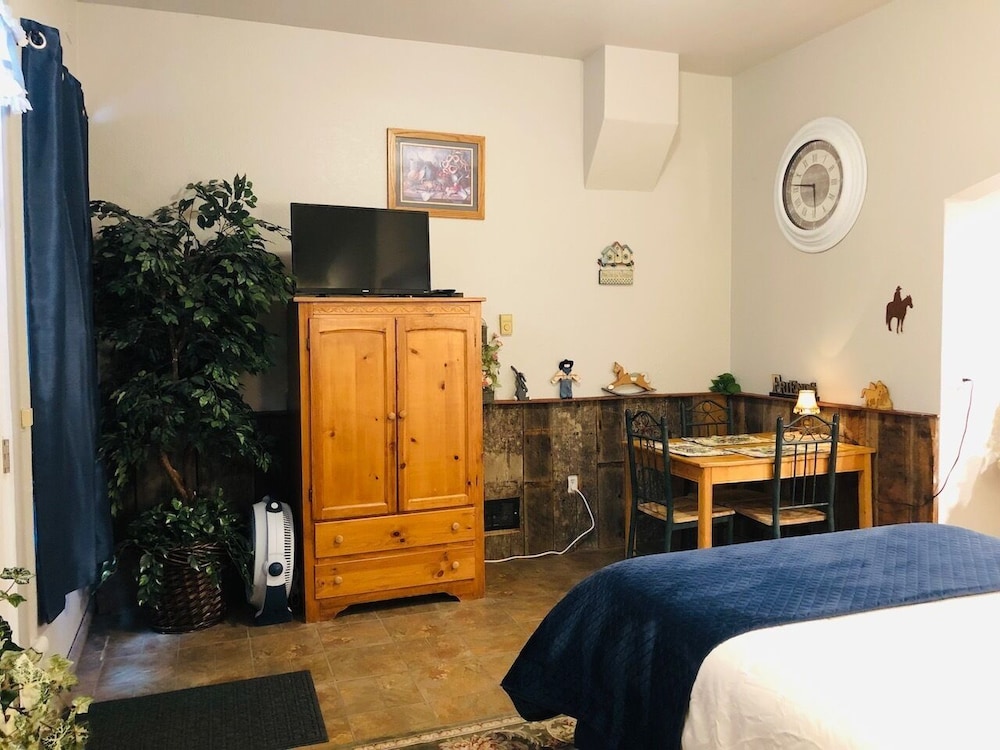 Salmon River Inn
