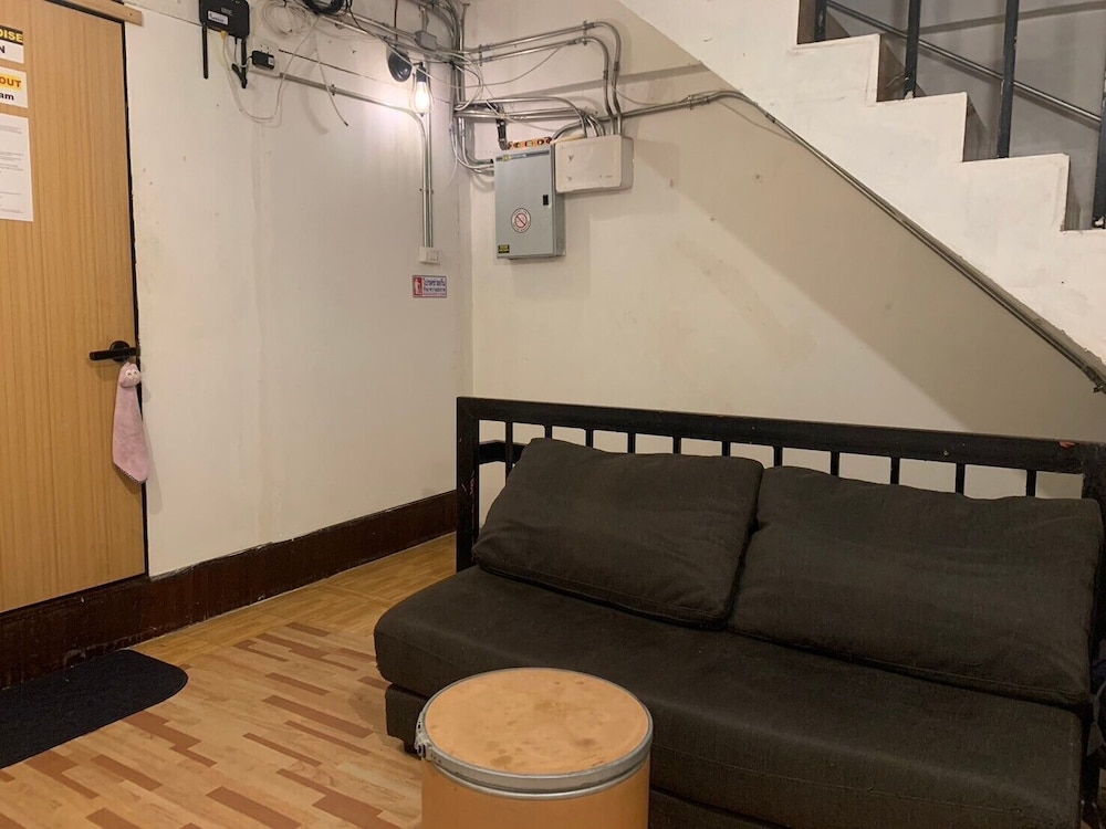 Gravity Hostel