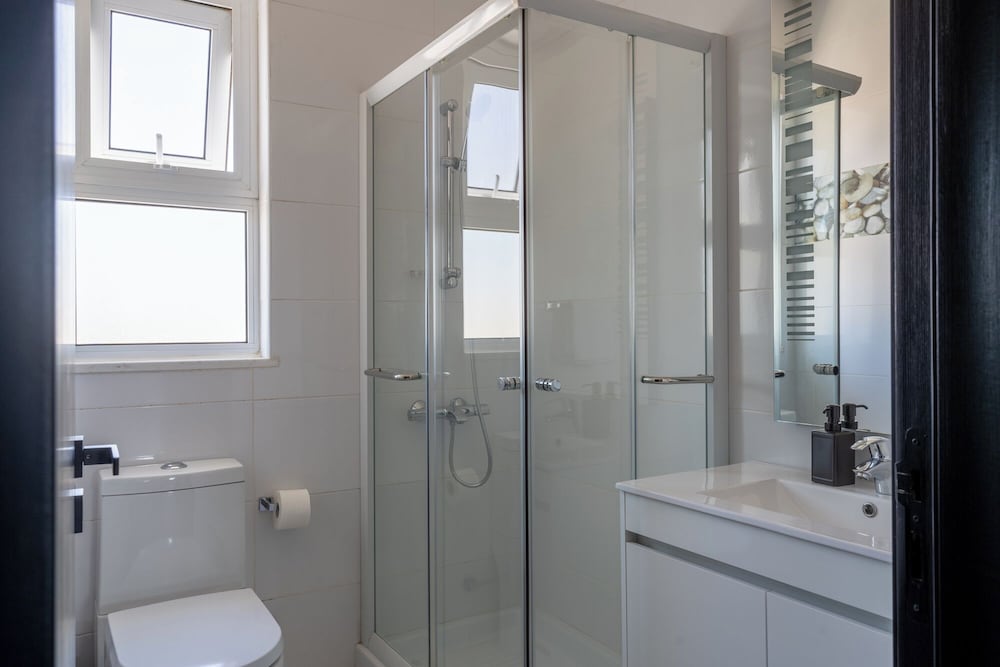 The Penthouse - 3BR Seaview in Larnaca