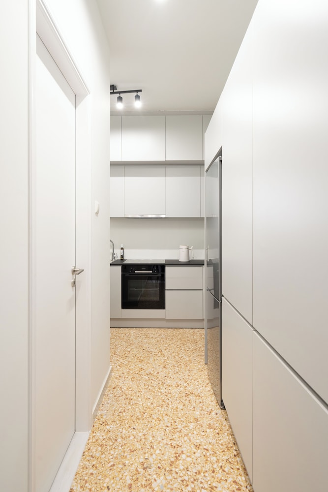 Modern apartment near Lycabettus hill with balcony