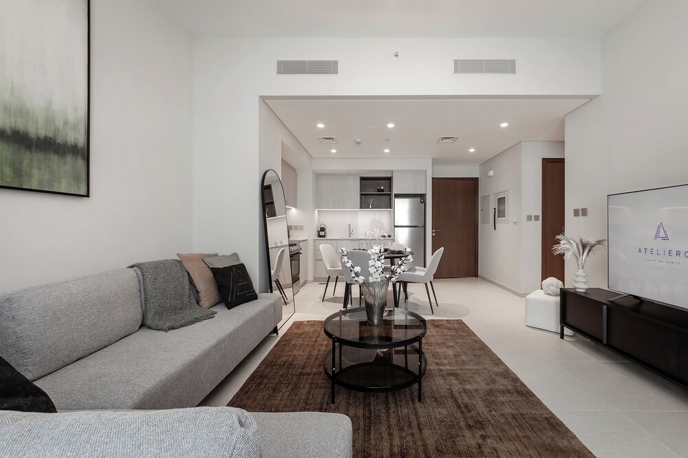 Luxury 1BR at Vida Residences