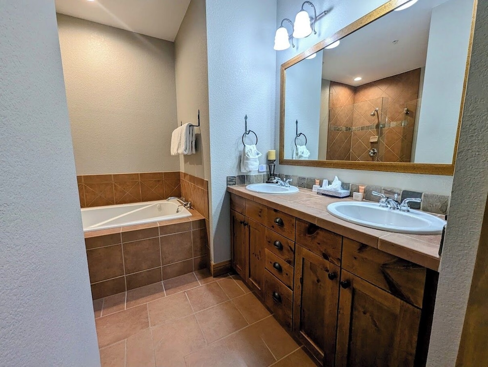 Settlers Creek 6540