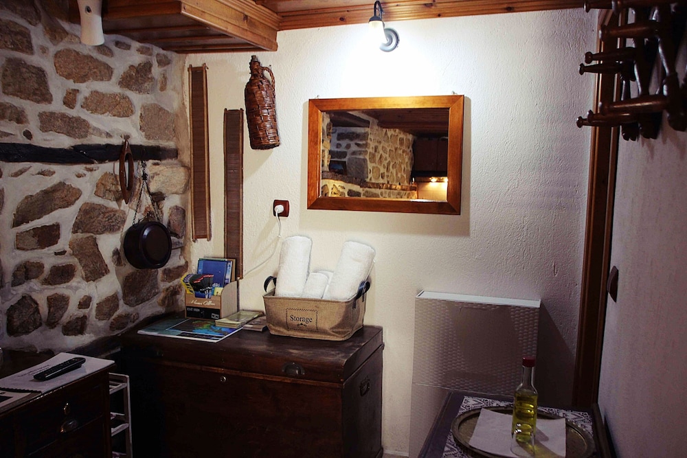 Aristotelis Traditional Guest House
