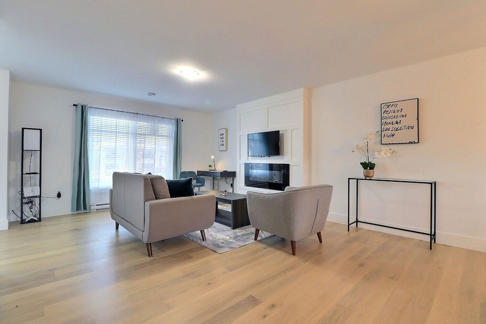 Moncton Vacations - GLOBALSTAY. New 3 Bedroom House in a Quiet Area - Property Image 1